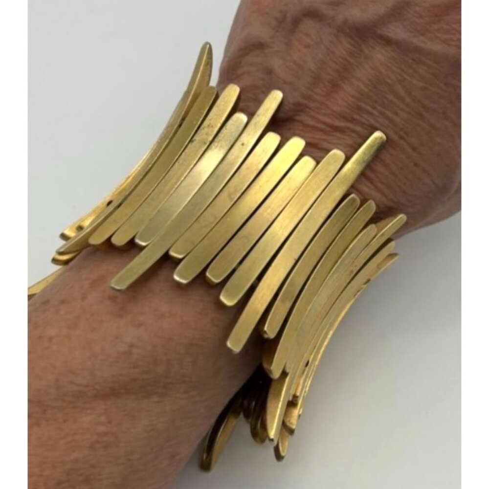 Vintage Brutalist Possibly Brass Spike or Spear Shaped Elements Stretch Bracelet - Picture 14 of 14